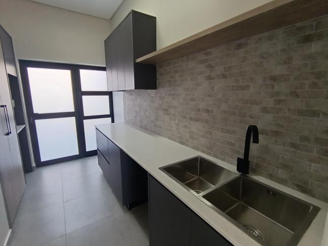 4 Bedroom Property for Sale in Hartenbos Heuwels Western Cape